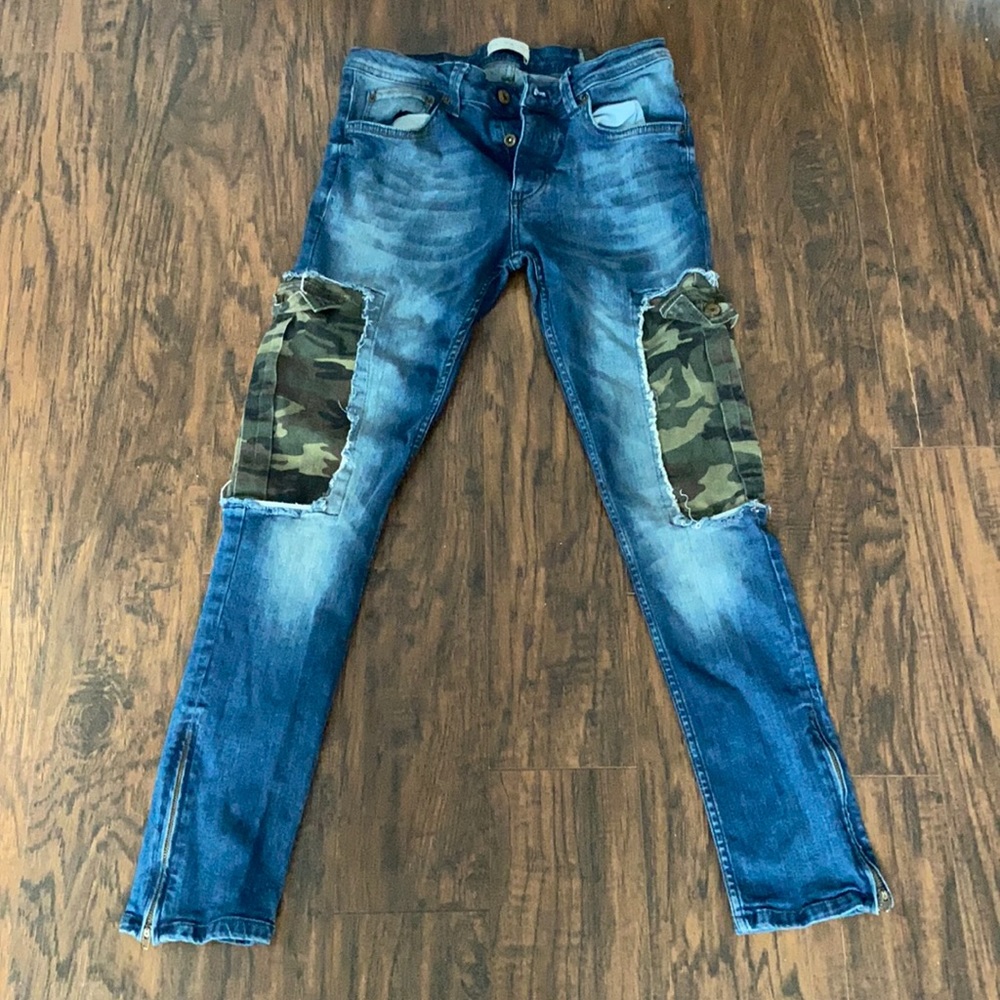 Zara man skinny jeans with camo print pockets